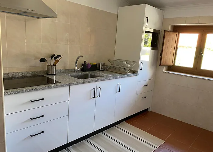 Casa Do Laranjal * Curvos